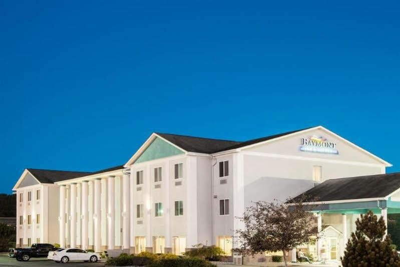 Baymont By Wyndham Elizabethtown Hotel Exterior foto